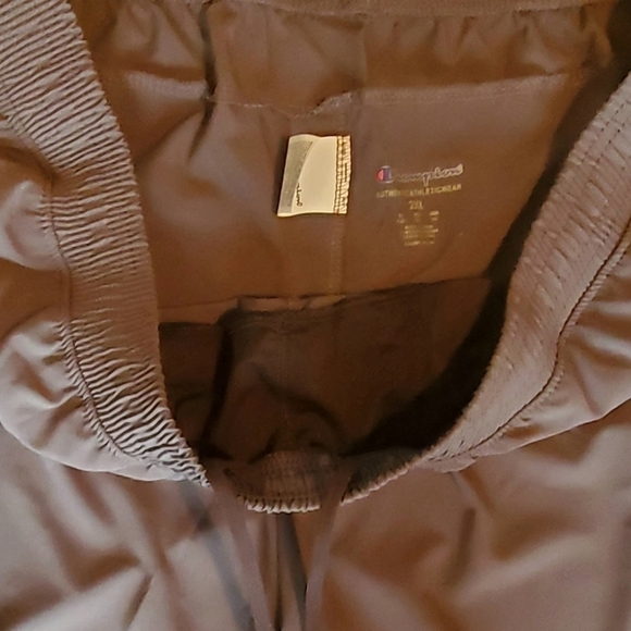 Champion Gray Athletic Wicking Pocket Shorts Men's Size XXL NWT - Picture 14 of 16